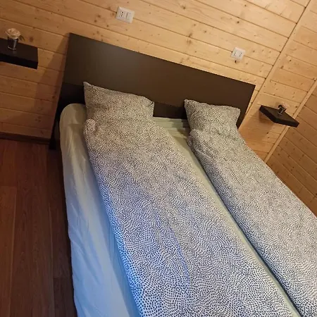 Chalet Seaesta Premium Lago Di Lugano Апартаменты *